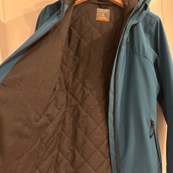 Icebreaker MarinoLOFT Teal windbreaker Jacket with Black Interior - Picture 3 of 8